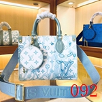 ルイヴィトン風バッグ 607